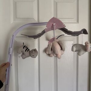 Lambs & Ivy Happy Jungle Musical Baby Crib Safari Animals Soother Toy